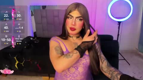 Sophie  online show from August 3, 2026, 9:18 pm
