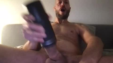 Devin online show from January 22, 2025, 6:52 pm