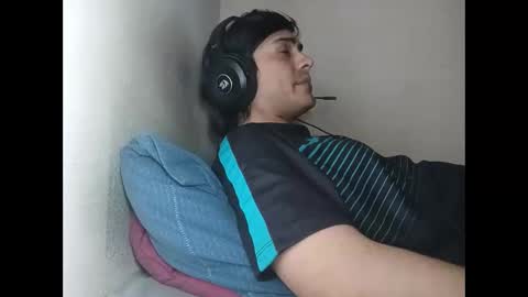 OnlyChayno online show from April 12, 2026, 7:13 am