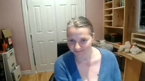 chealsiek online show from December 19, 2025, 11:01 pm