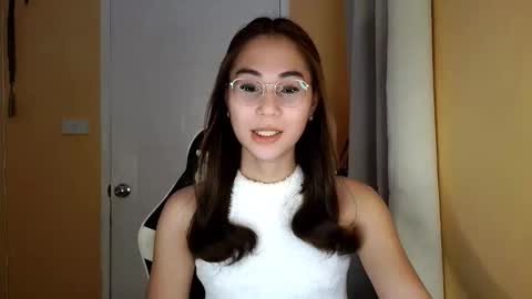 chelly4u69 online show from February 25, 2026, 5:17 am