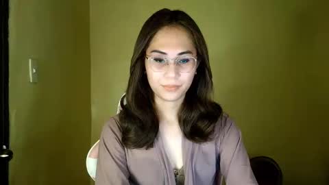 chelly4u69 online show from May 16, 2026, 10:36 am