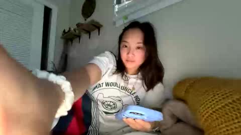 Snapshot of chellybear101 chatting on November 10, 2025, 12:31 am chellybear101 online show from November 10, 2025, 12:31 am