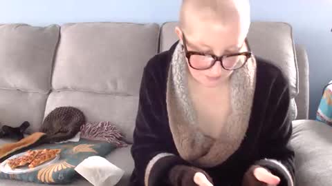 Chelsea online show from April 7, 2026, 3:01 pm