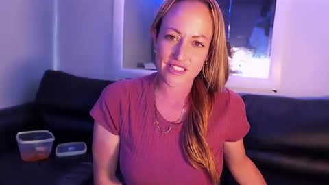 chelsee lynn online show from January 6, 2026, 6:28 am