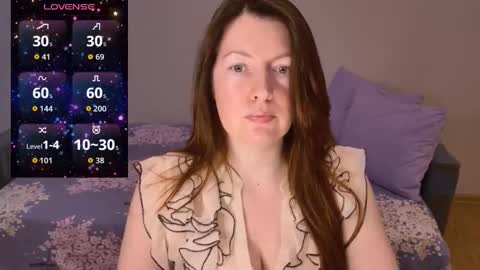 Snapshot of chelsey_rayne chatting on December 21, 2025, 5:42 pm Instagram faroffland online show from December 21, 2025, 5:42 pm