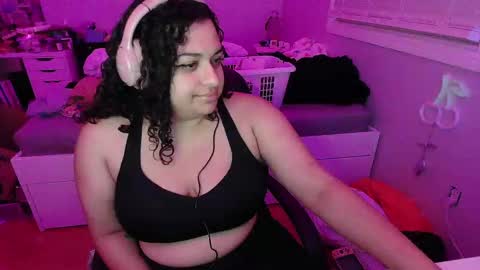 Snapshot of chericheesecake chatting on September 20, 2025, 4:24 am chericheesecake online show from September 20, 2025, 4:24 am