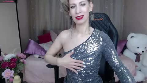 Snapshot of cherishsia chatting on December 6, 2024, 5:20 am Adriana online show from December 6, 2024, 5:20 am