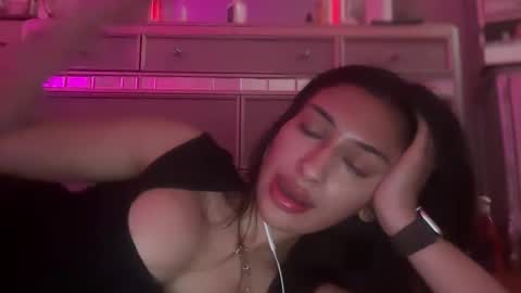 cherliecarmen online show from December 27, 2024, 9:22 pm