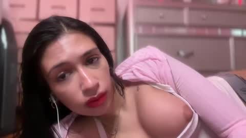 cherliecarmen online show from January 27, 2025, 4:33 pm