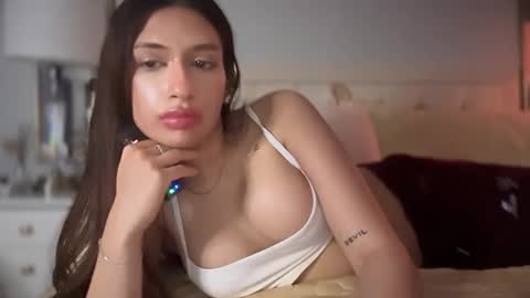 cherliecarmen online show from October 10, 2025, 8:24 am