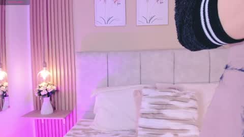Snapshot of cherlyn_1 chatting on May 23, 2026, 3:27 pm cherlyn_1 online show from May 23, 2026, 3:27 pm