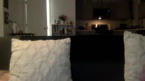 cherrieamaretto online show from September 16, 2025, 11:22 am