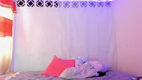 hot cherry and tasty chocolate online show from June 10, 2026, 7:13 pm