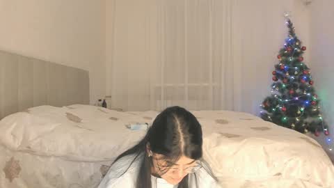 Snapshot of cherry_misaki chatting on December 18, 2024, 6:35 pm misaki  online show from December 18, 2024, 6:35 pm