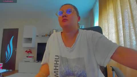 mayra online show from December 1, 2025, 10:20 am