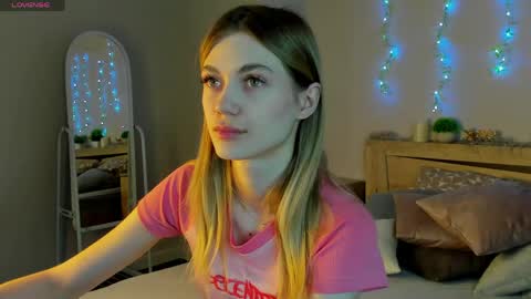 Snapshot of cherry_pr1ce chatting on May 3, 2026, 11:11 pm cherry_pr1ce online show from May 3, 2026, 11:11 pm