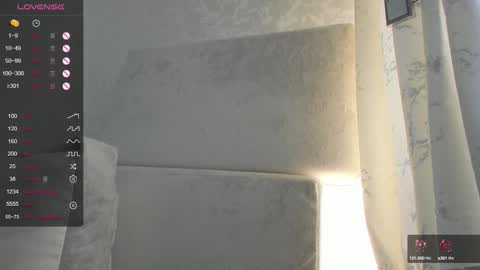 cherry_starrr online show from September 23, 2025, 7:22 am