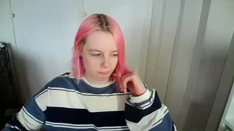 cherrybaby_0 online show from April 20, 2026, 5:54 am