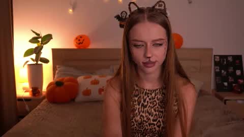 Alisha online show from October 25, 2025, 8:47 pm