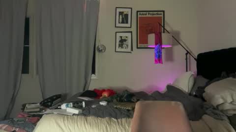 Snapshot of cherrycam777 chatting on January 19, 2026, 4:05 am Miss Cherry online show from January 19, 2026, 4:05 am