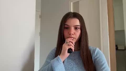 Snapshot of cherryelin chatting on December 3, 2024, 3:09 am Lina online show from December 3, 2024, 3:09 am