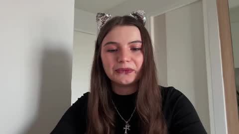 Snapshot of cherryelin chatting on December 31, 2024, 10:26 am Lina online show from December 31, 2024, 10:26 am