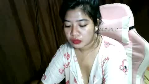 Snapshot of cherrykisses29 chatting on July 23, 2026, 11:46 pm Cherry online show from July 23, 2026, 11:46 pm