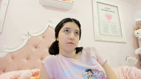 Snapshot of cherrymafer666 chatting on January 21, 2025, 12:36 am cherrycute666 online show from January 21, 2025, 12:36 am