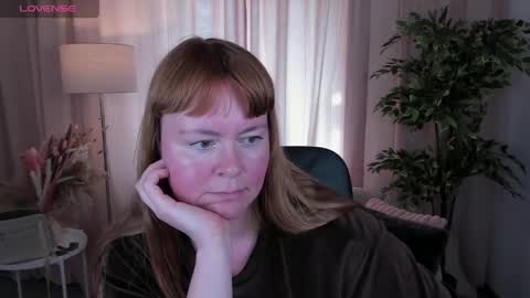 Snapshot of cherrymii chatting on April 8, 2026, 10:26 am Miy online show from April 8, 2026, 10:26 am