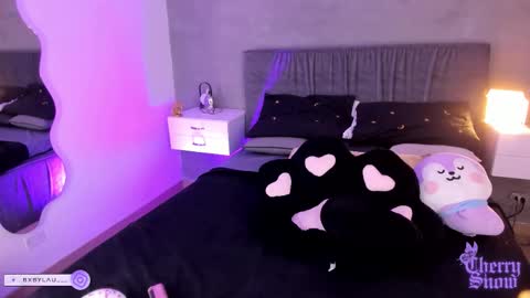 Snapshot of cherrysnow_ chatting on February 1, 2026, 5:28 am Cherry online show from February 1, 2026, 5:28 am