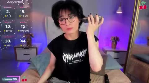 Matias online show from October 20, 2025, 8:42 pm