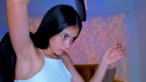 Snapshot of cherylbutler chatting on December 17, 2024, 7:37 pm Cheryl online show from December 17, 2024, 7:37 pm