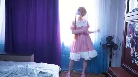 Janett online show from April 23, 2026, 7:41 am