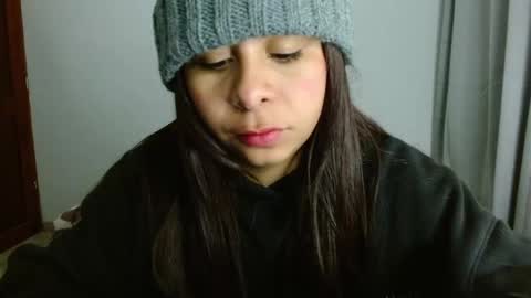 Snapshot of chiara_20 chatting on October 18, 2025, 2:14 am Airam online show from October 18, 2025, 2:14 am