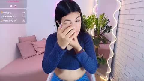 Snapshot of chiara_tay chatting on March 1, 2025, 12:45 pm Chiara  online show from March 1, 2025, 12:45 pm