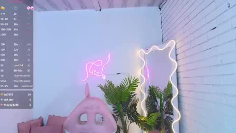 Snapshot of chiara_tay chatting on March 10, 2025, 7:10 am Chiara  online show from March 10, 2025, 7:10 am