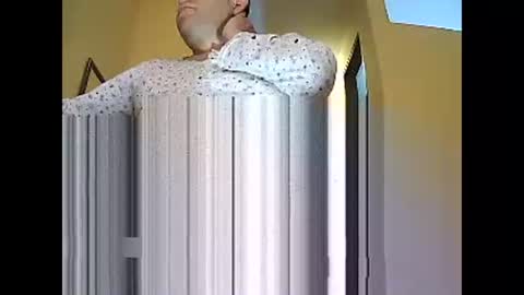 Snapshot of chicoguapo8 chatting on February 14, 2025, 12:47 pm jorge online show from February 14, 2025, 12:47 pm