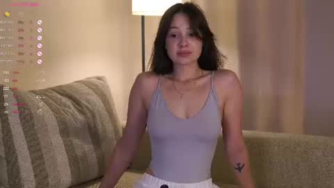 Nicole online show from July 27, 2026, 5:25 am