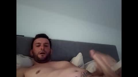 Snapshot of chillibodega chatting on April 3, 2026, 8:18 pm chris online show from April 3, 2026, 8:18 pm