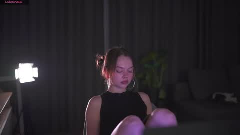 Snapshot of chillwithstacy chatting on May 19, 2026, 8:59 pm chillwithstacy online show from May 19, 2026, 8:59 pm