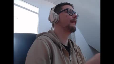 chillzonecam online show from March 9, 2026, 12:53 pm