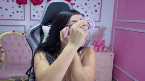 Kelly online show from March 8, 2026, 12:42 pm