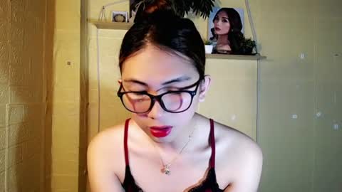 Chinita online show from July 15, 2026, 12:27 am