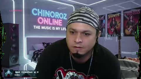 Snapshot of chinoroz chatting on October 9, 2025, 7:06 am Enrique online show from October 9, 2025, 7:06 am