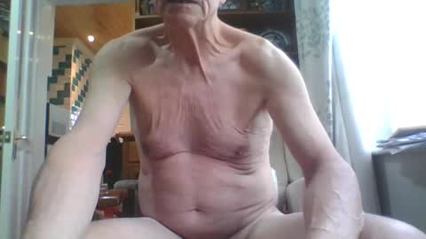 Snapshot of chipper341596 chatting on April 11, 2026, 8:07 am chipper341596 online show from April 11, 2026, 8:07 am