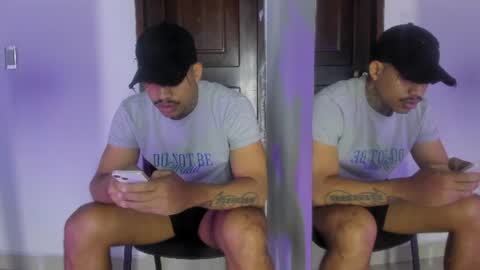 Snapshot of chirshot21_ chatting on July 13, 2026, 12:08 pm Chris online show from July 13, 2026, 12:08 pm