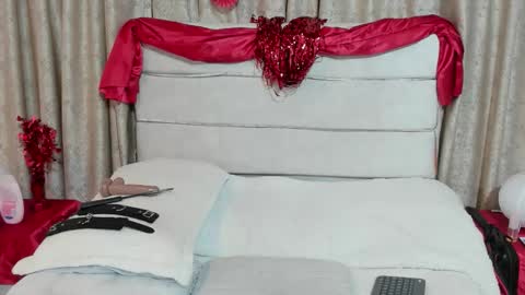 Cristal online show from February 12, 2026, 2:56 pm