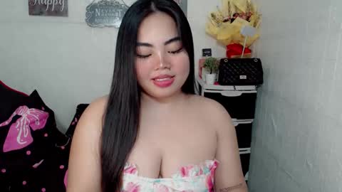 Snapshot of chixxypinay chatting on October 15, 2025, 3:12 pm miss chixxie online show from October 15, 2025, 3:12 pm