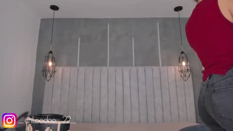 Snapshot of chloe_dee_ chatting on January 28, 2025, 10:56 am Chloe online show from January 28, 2025, 10:56 am
